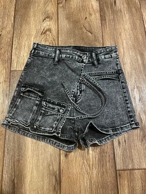 SHEIN ICON Flap Pocket Buckle Detail Denim Shorts HighWaist AcidWash W Size 28
